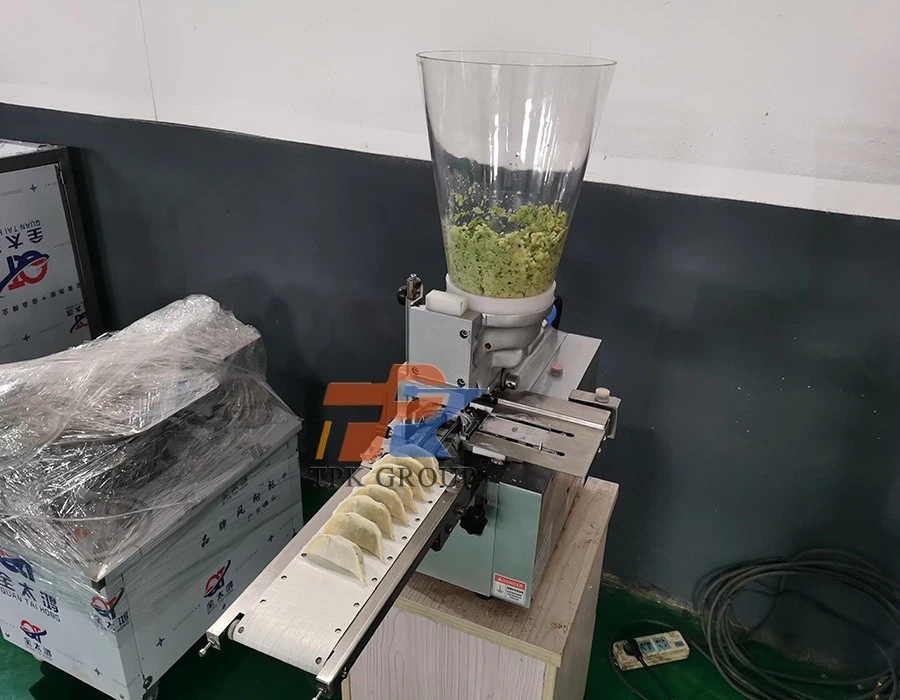 Gyoza making machine (3)
