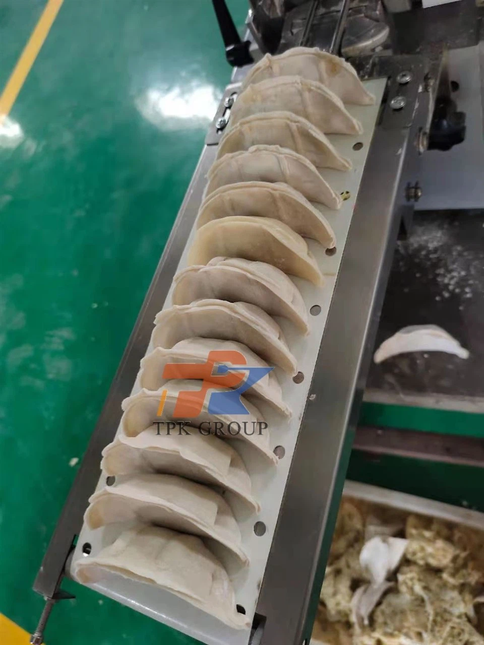 Gyoza making machine (1)