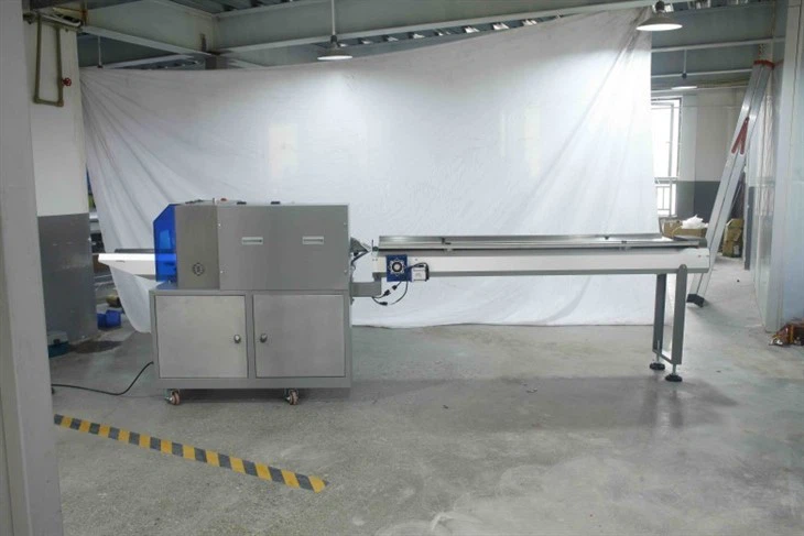 Pillow Packaging Machine